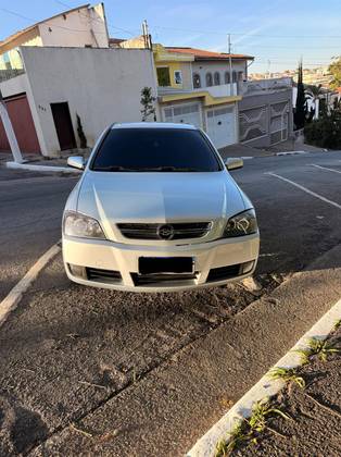 CHEVROLET ASTRA 2.0 MPFI ADVANTAGE SEDAN 8V FLEX 4P MANUAL CHEVROLET ASTRA 2.0 MPFI ADVANTAGE SEDAN 8V FLEX 4P MANUAL